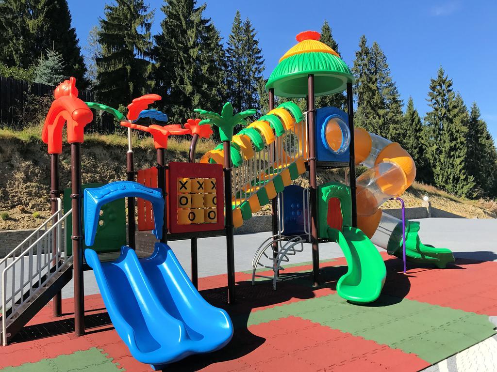 Grand Stasinda Bal Sylwestrowy Animacje Impreza Integracyjna Dwa Posilki Bogaty Bufet Baseny Kregielnia Grota Sauny Squash Silownia Place Zabaw Widoki 1000Mnpm Bukowina Tatrzańska Esterno foto